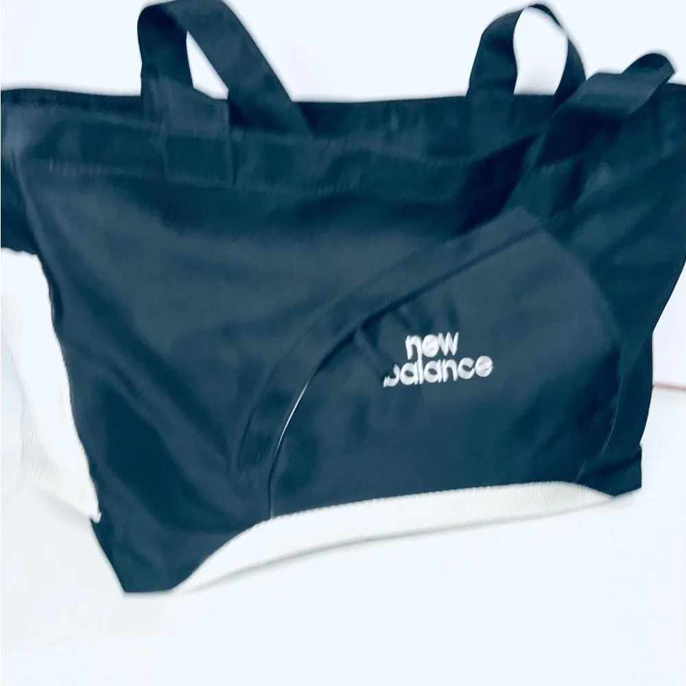 New Balance Black/White  Gym Tote with White Accents Duffel Athletic 12” x 20”